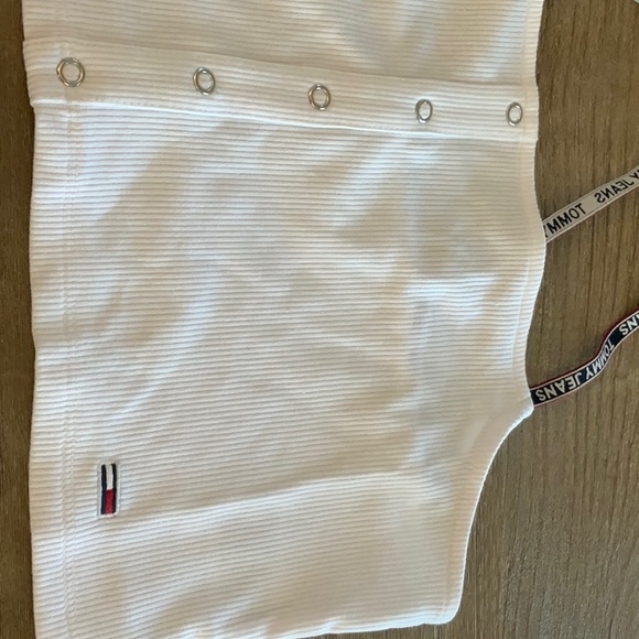 Tommy Hilfiger cropped racer back rip top - Picture 1 of 4